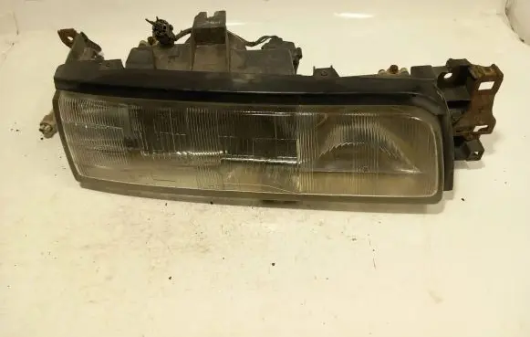 Mazda 626 Headlight/headlamp 100612571 HH22V55