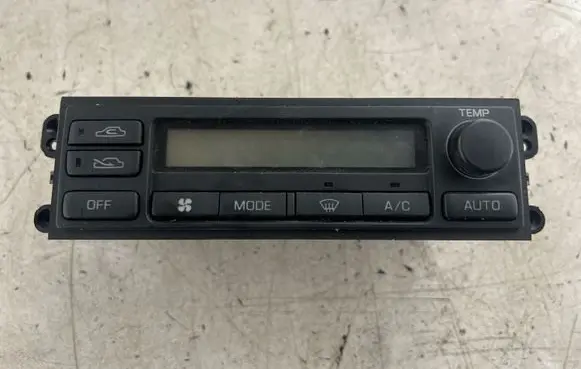 Nissan Navara D22 Climate control unit 27500VK210