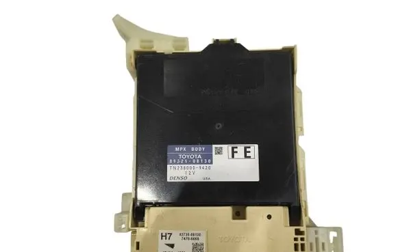 Toyota Sienna XL30 III Other control units/modules 8922108130 8273008130