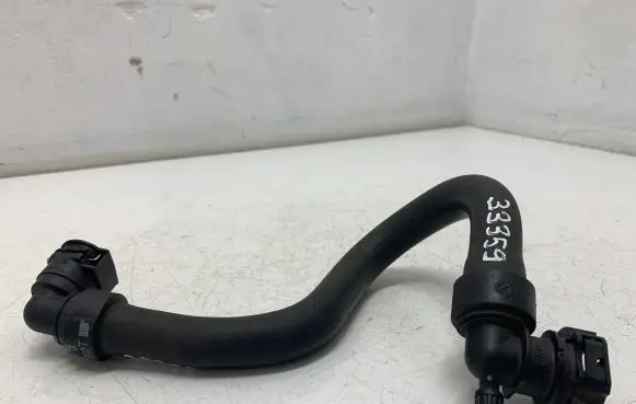 Opel Crossland X Engine coolant pipe/hose 9678822580