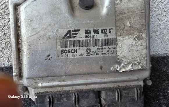 Volkswagen Sharan Engine control unit/module 06A906032GT
