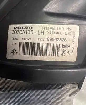 Volvo XC60 Headlight/headlamp 30763135 89902826