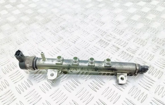 Fuel main line pipe