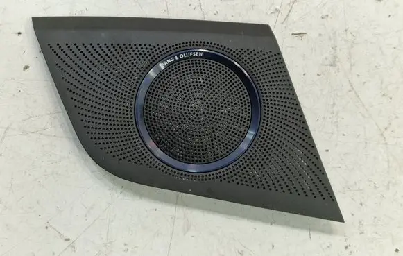 Audi A5 8T 8F Front door speaker cover trim 8T0857228