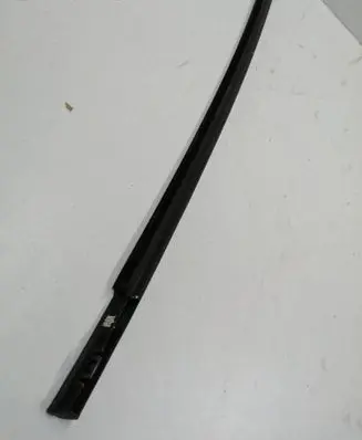 Citroen e-C3 Rubber seal front door window/glass 