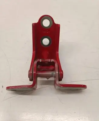 Hyundai Kona I Rear door lower hinge