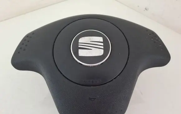 Seat Ibiza III (6L) Steering wheel airbag 6L0880201D