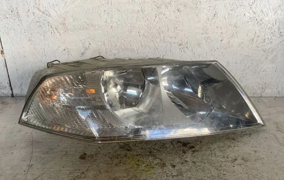 Skoda Octavia Mk2 (1Z) Headlight/headlamp 84SHX13K046AA
