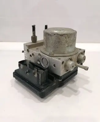 Nissan X-Trail T31 ABS Pump TD8405 9X020457