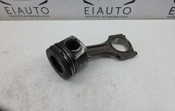 BMW 5 GT F07 Piston with connecting rod 