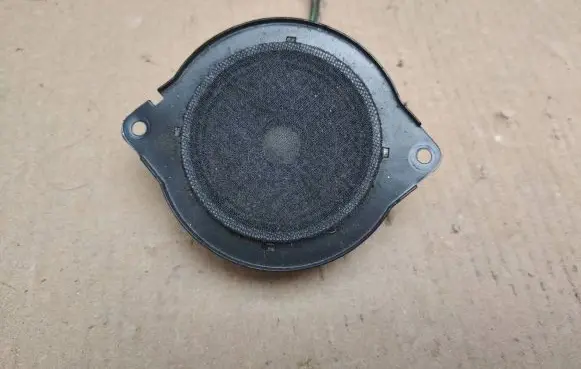 Chrysler Town u0026 Country V Panel speaker 05059062AB