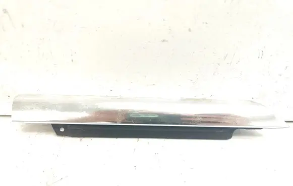 Maserati Ghibli Front door trim (molding)
