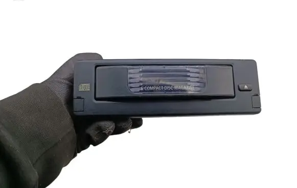 BMW 5 E60 E61 CD/DVD changer 65129131850 9131850