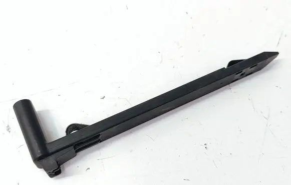 Volvo XC60 Headlight/headlamp mounting bracket 30763154 89075547