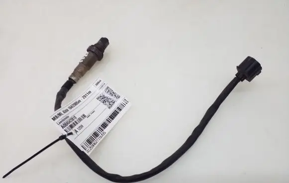 Mercedes-Benz ML W164 Lambda probe sensor A0045420818