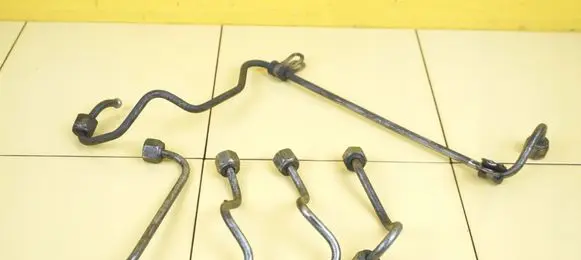 Ford Transit Fuel injector supply line/pipe CYFF