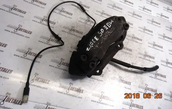 Mercedes-Benz E W211 Front brake caliper 20704704