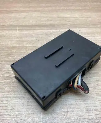 Citroen C4 I Fuse module 9632229480 074901