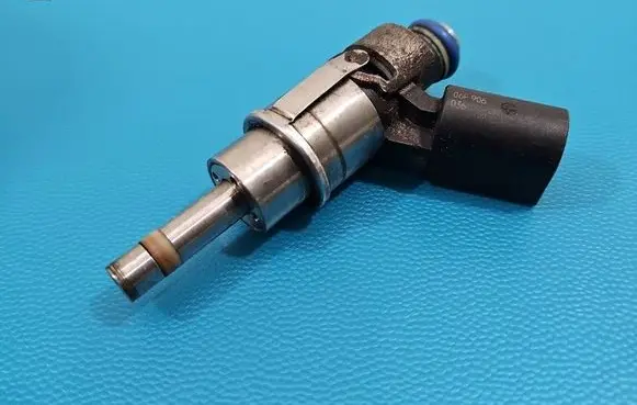 Audi A3 S3 8P Fuel injector 0261500014 IMPRK1598204