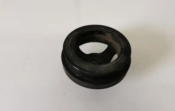 Mercedes-Benz E W212 Crankshaft pulley 201613G0