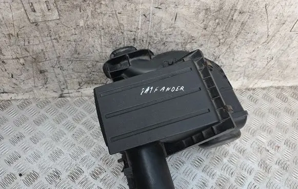 Nissan Pathfinder R51 Air filter box EB300