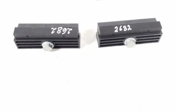 Battery bracket