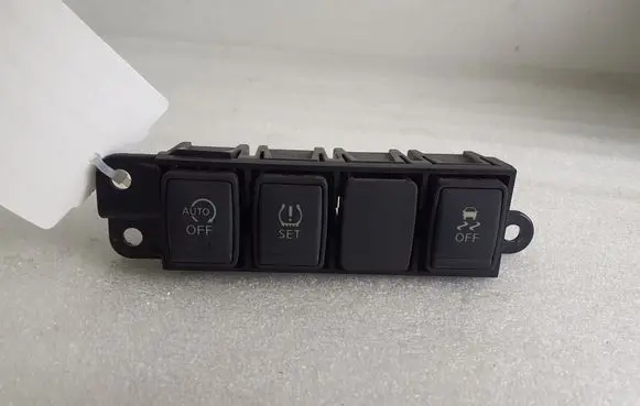 Nissan Juke I F15 Multifunctional control switch/knob 681RVBV80A