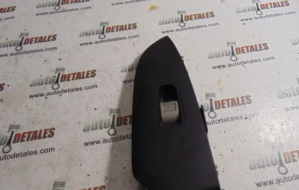 Honda CR-V Electric window control switch