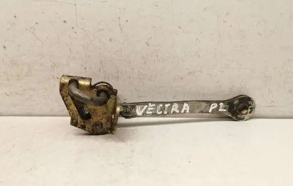 Opel Vectra B Front door check strap stopper