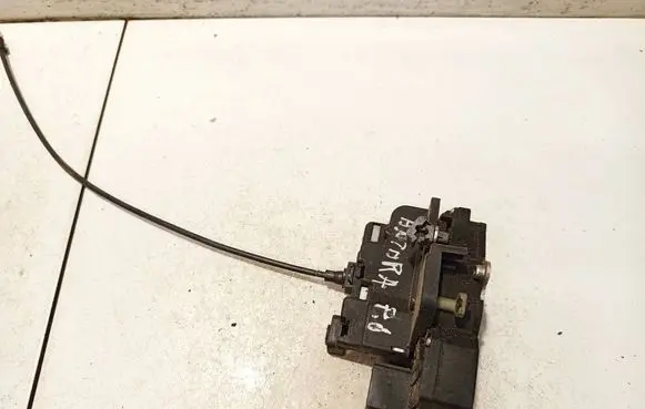 Opel Antara Rear door lock