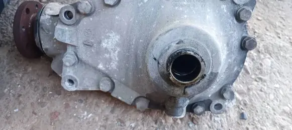 BMW 5 F10 F11 Front differential 7584517