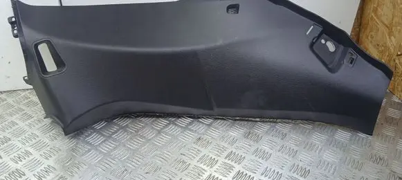Maserati Levante (C) pillar trim 670040379