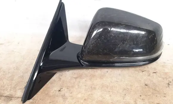 BMW 1 F40 Front door electric wing mirror 