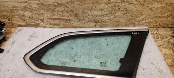 Opel Astra J Rear side window AS2M3236DOT682 43R001582 E000199