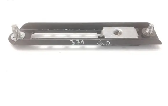 Opel Vectra C Seat belt height adjuster 