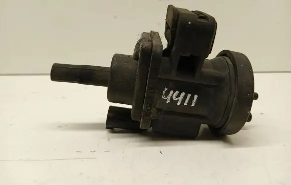 Mercedes-Benz A W168 Turbo solenoid valve A0005450427
