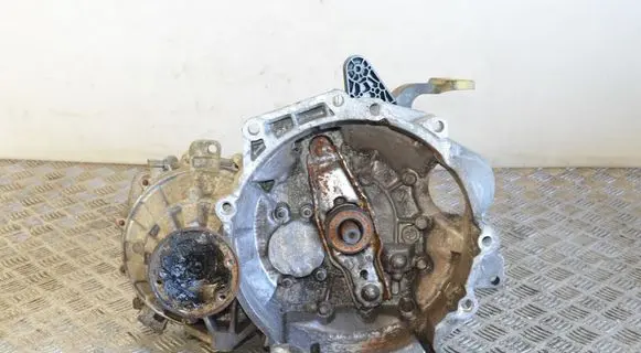 Volkswagen Golf VI Manual 6 speed gearbox MCB