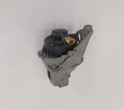 Audi A4 S4 B9 8W Engine mount bracket 4M0199371