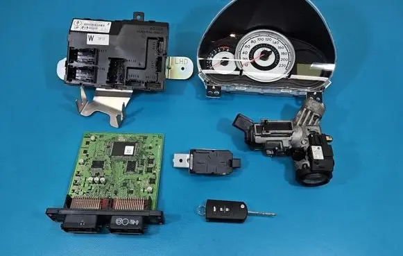 Mazda 2 Engine control unit/module ECU 2797213730 IMPRK1569049