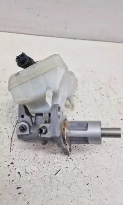 Audi A4 S4 B8 8K Master brake cylinder