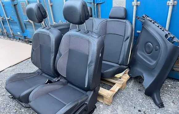 Renault Megane III Seat and door cards trim set 