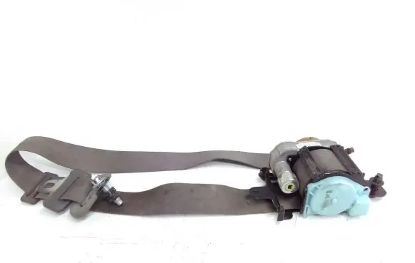 Nissan Navara D22 Front seatbelt TK522EG365