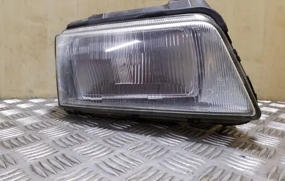 Audi A4 S4 B5 8D Headlight/headlamp