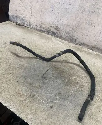 Nissan Qashqai J12 Engine coolant pipe/hose