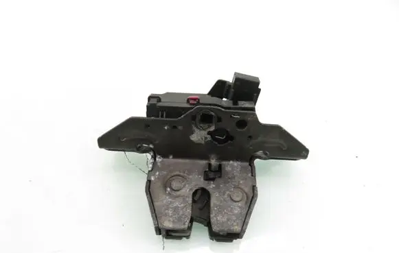 Opel Astra J Tailgate/trunk/boot lock/catch/latch 13581023