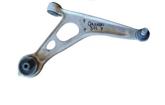 Nissan Qashqai J12 Front lower control arm/wishbone