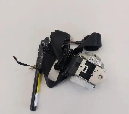 Fiat 500E Front seatbelt 07357516710