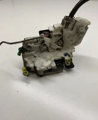 Nissan Pathfinder R50 Front door lock 805525P012 89A816