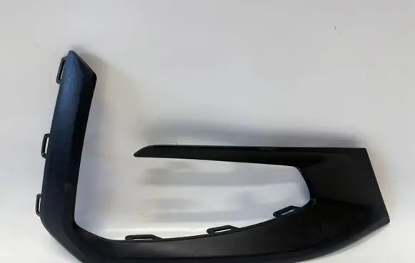 Front bumper lower grill