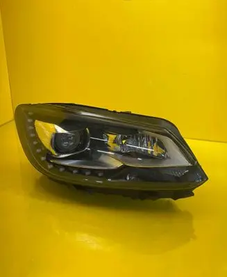 Volkswagen Touran II Headlight/headlamp 1T1941752H